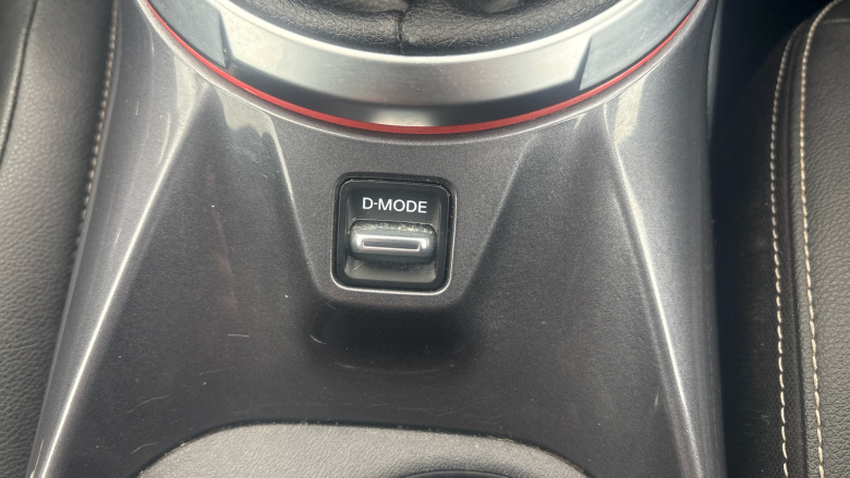 Nissan Juke 1.0 DiG-T 114 Tekna 5dr Petrol Hatchback